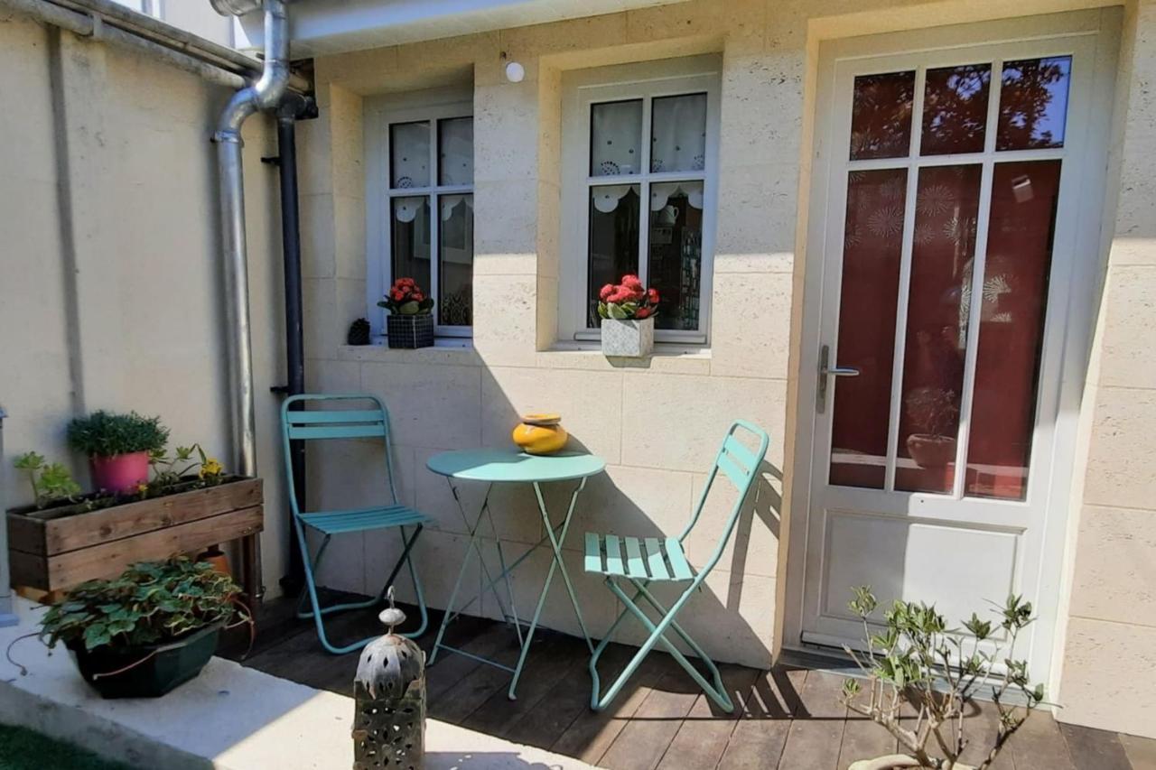 Furnished Apartment Near Palais De La Justice With 2 Bedrooms & A Garden Bordeaux Exterior photo